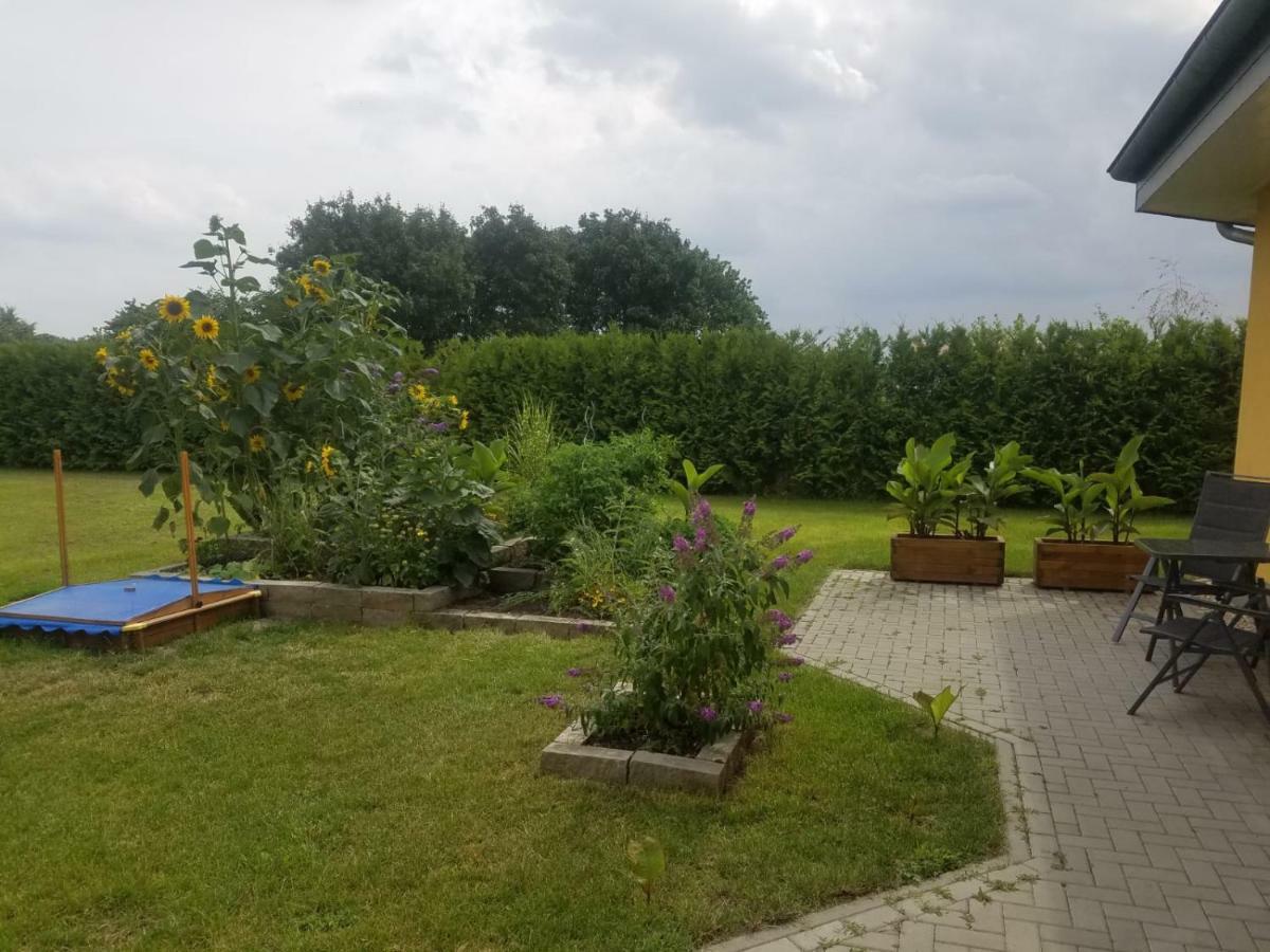 Ferienhaus Zum Imker Velten Luaran gambar