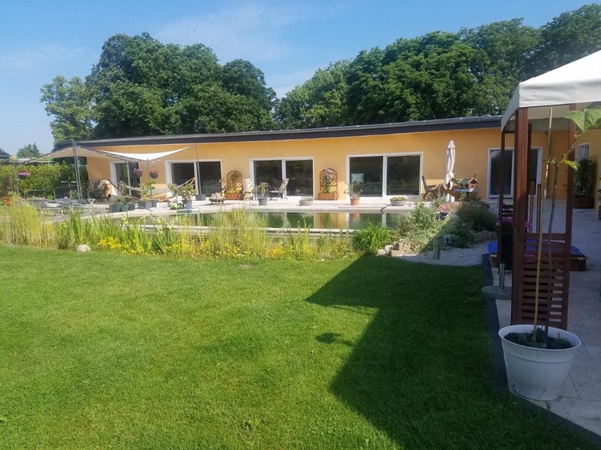 Ferienhaus Zum Imker Velten Luaran gambar